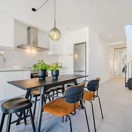 Διαμέρισμα Cozy 2-br Penthouse With Private Rooftop Terrace Guía de Isora