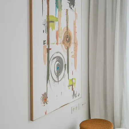 Cozy 2-br Penthouse With Private Rooftop Terrace דירה *